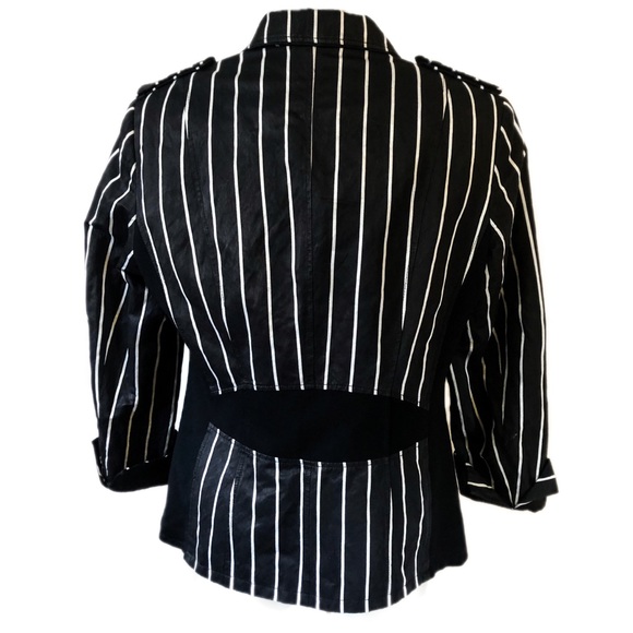 TAIFUN Striped Embroidered Blazer | Medium - Picture 2 of 8